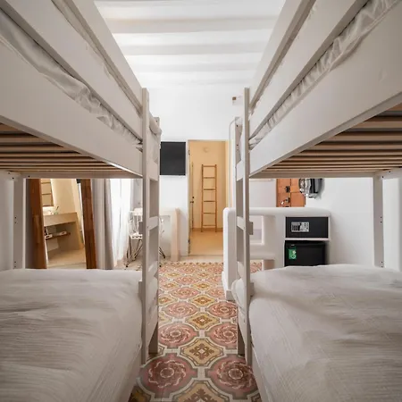 Llonga'S Hostel Ciutadella (Menorca) Exterior photo