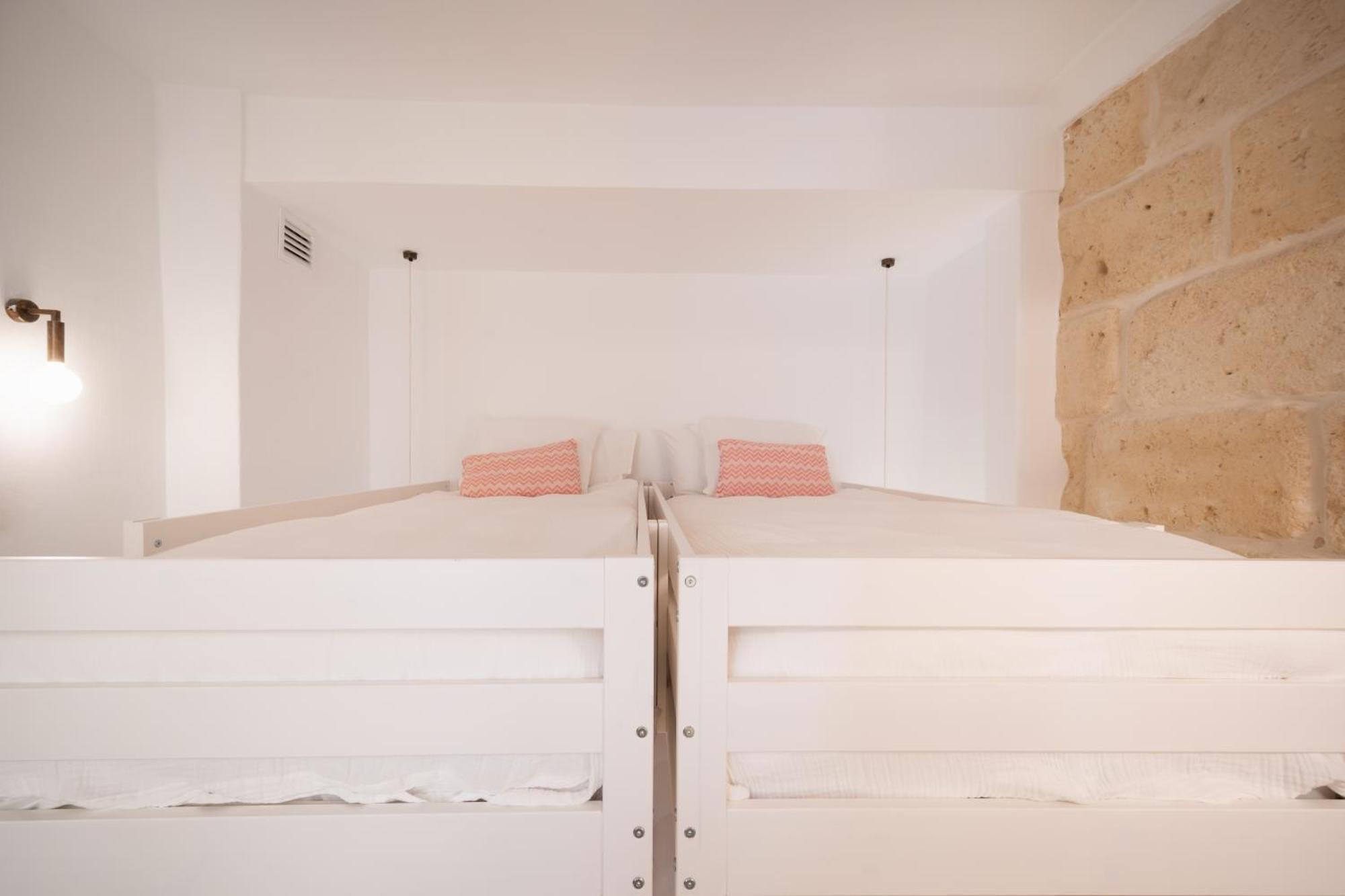 Llonga'S Hostel Ciutadella (Menorca)