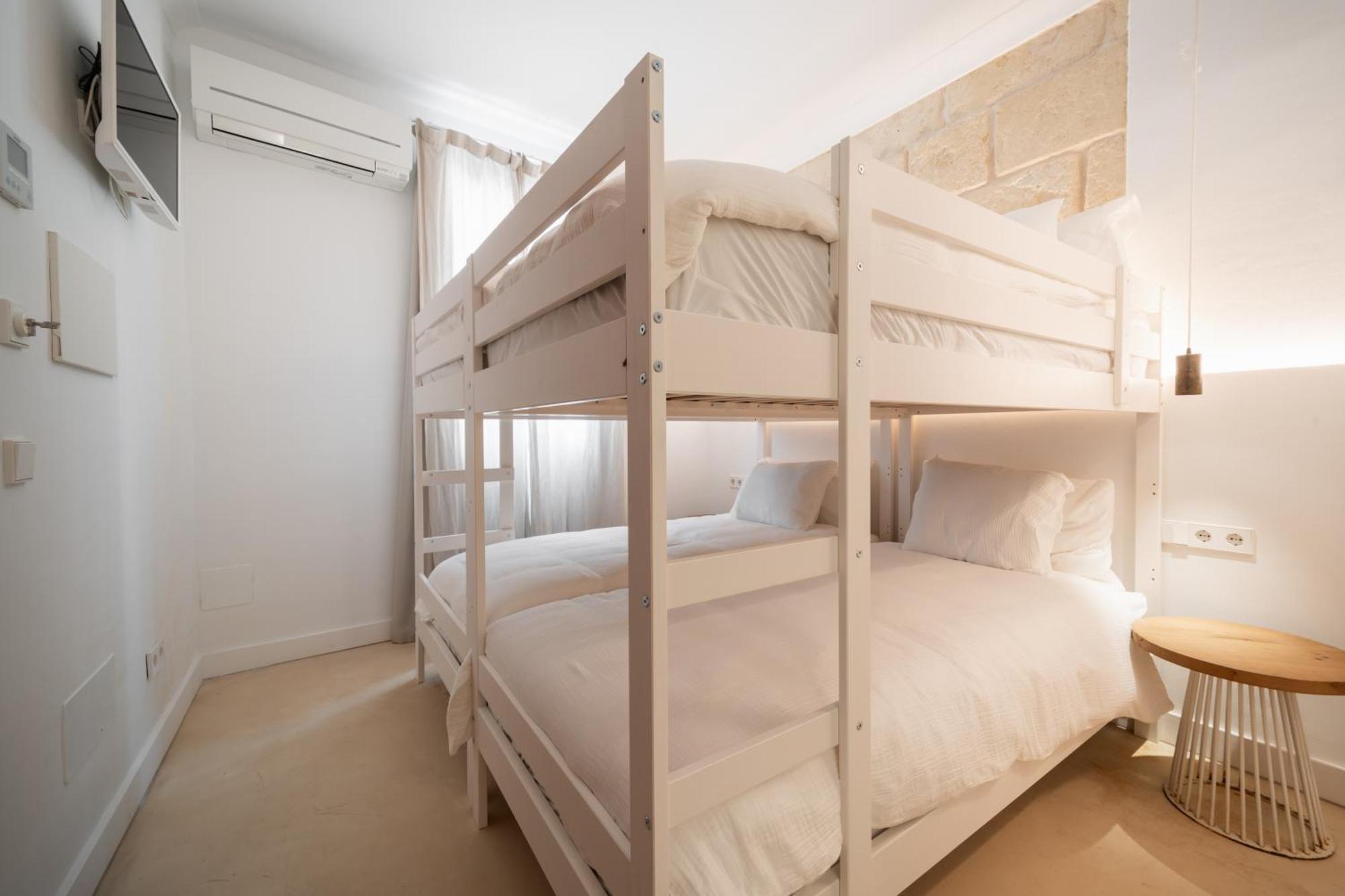 Llonga'S Hostel 4* Ciutadella (Menorca)