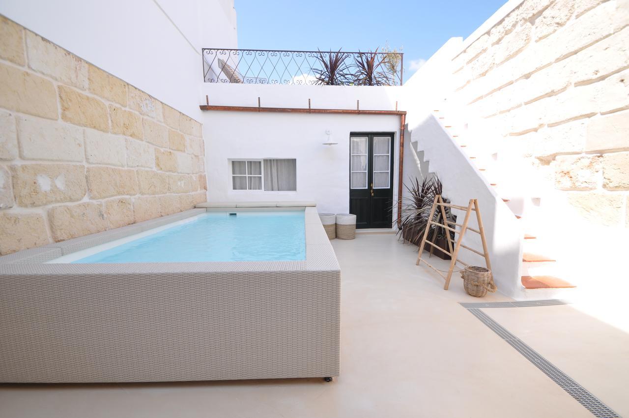 Pensión Llonga'S Hostel 4*
