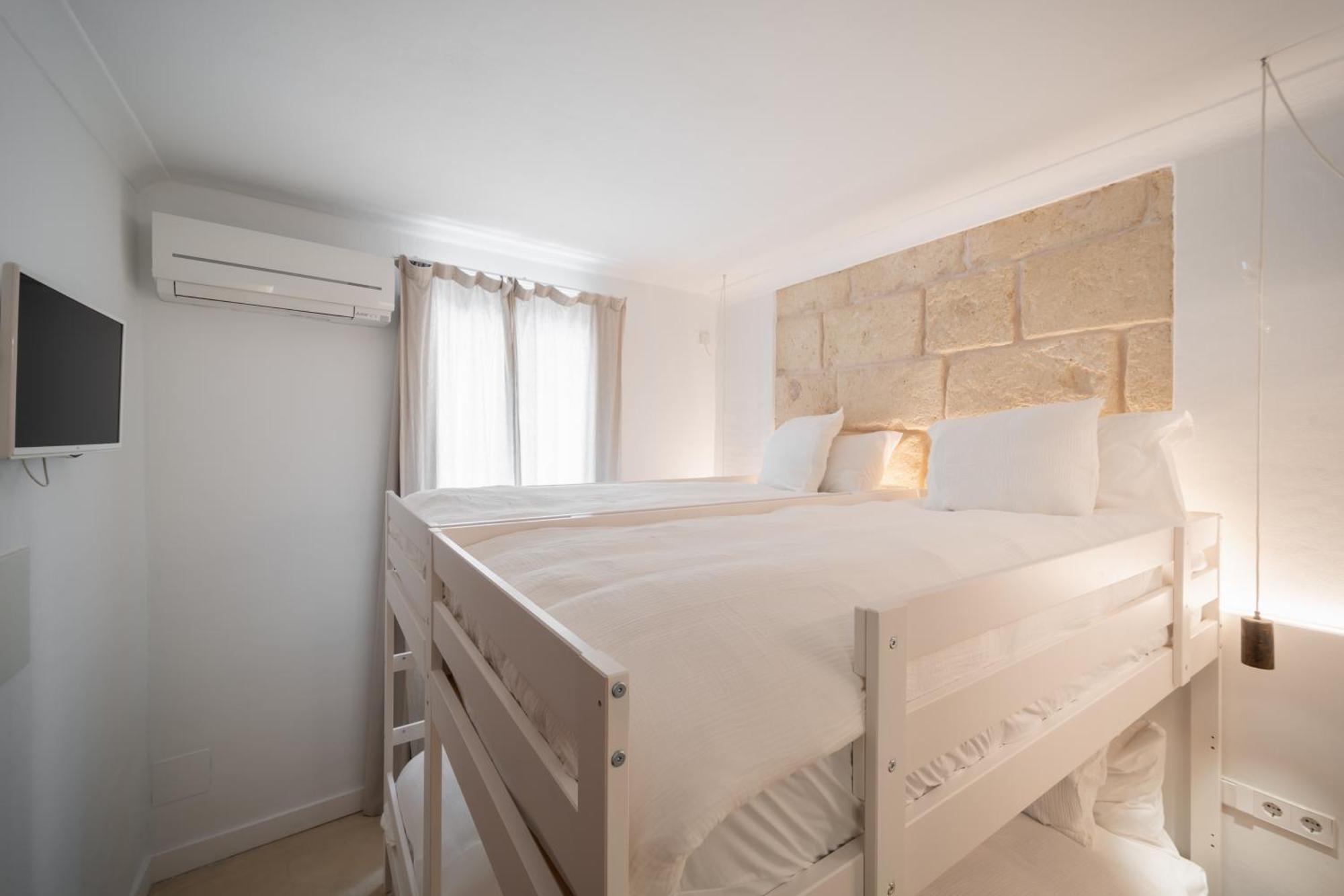 Llonga's Pensión Ciutadella (Menorca)